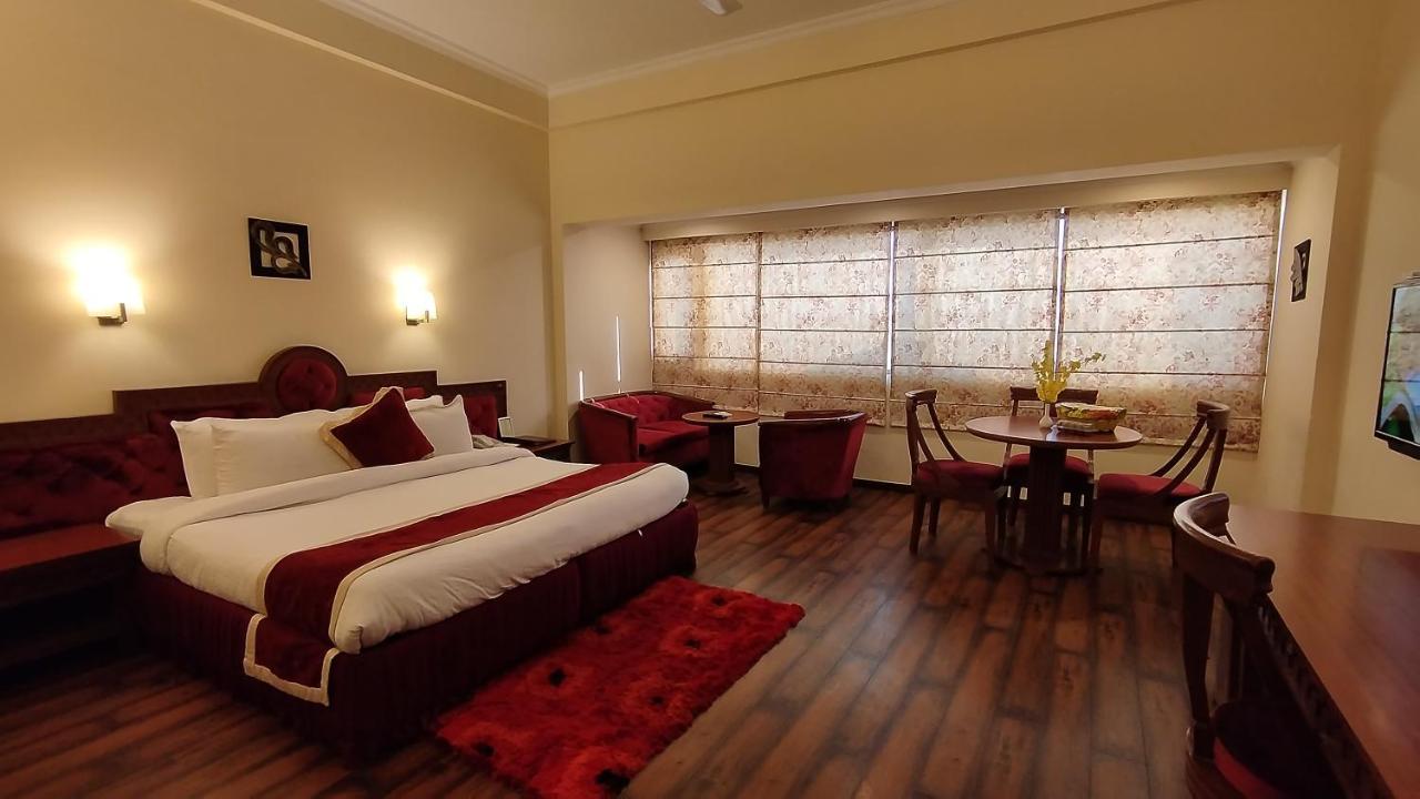 Hotel Sepal Bathinda Exteriér fotografie