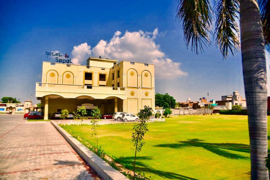 Hotel Sepal Bathinda Exteriér fotografie