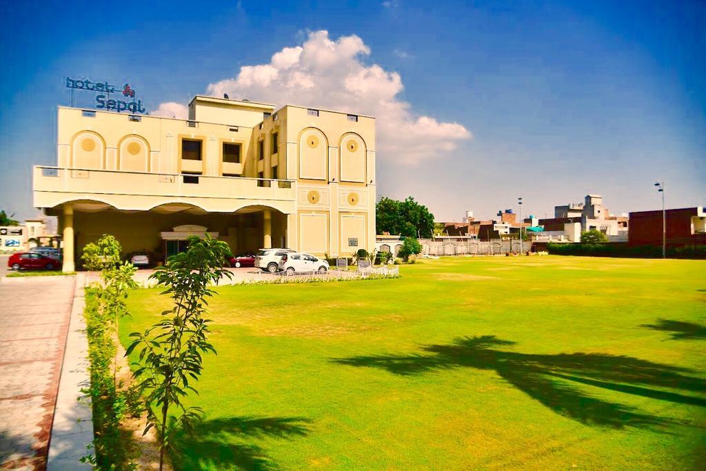 Hotel Sepal Bathinda Exteriér fotografie